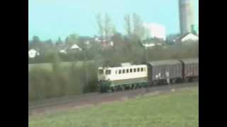 BR140 in blaubeige und ÖBB 1044 mit rollender Landstrasse bei Plattling am 6588 [upl. by Ramedlaw]