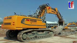 Liebherr R 960 demolition Removing Tracks  Abbruch Bauknecht Schorndorf 26072016 [upl. by Gilberto540]