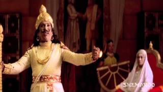 Himsinche 23va Raju Pulikesi  Vadivelu playing with the guards [upl. by Neerehs]