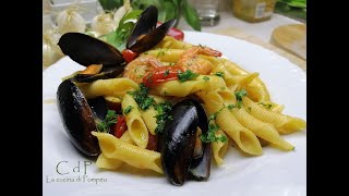 GARGANELLI COZZE VONGOLE E GAMBERETTI [upl. by Edylc]