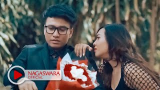 Luvia Band  Jangan Menangis Untukku Official Music Video NAGASWARA music [upl. by Drawd]