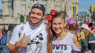 ENCONTREI O LUCCAS NETO NA DISNEY  Mickey Minnie e vários seguidores ❤ [upl. by Elay]