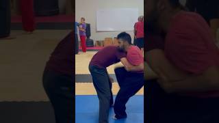 Simple Self defense for Haymaker punch [upl. by Perloff]