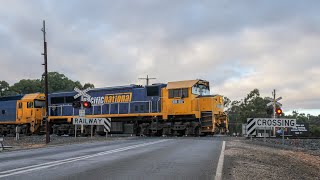 Railway Crossing Sunraysia Highway Melbourne Road  St Arnaud [upl. by Westhead]