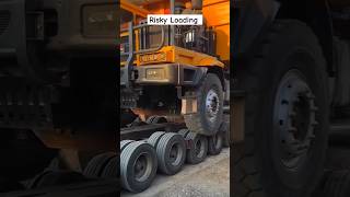 Best truck loader with best driving skills atrangicarkur ytshorts shorts truckdriver trucklife [upl. by Carlile]