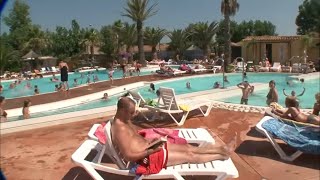 Les vacances de 25 millions de touristes  la folie du camping [upl. by Schnell]