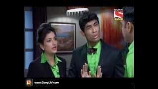 Badi Door Se Aaye Hain  Episode 22  8th July 2014 [upl. by Quiteri]