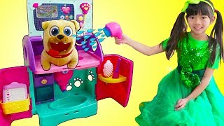 Emma Pretend Play Feeding amp Giving Bath To Pet Animals Toys for Kids [upl. by Inaluiak216]