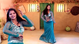 देखिये रम्पत की लेला ने किया घर में डांस  New Live Stage dance  Rampat Harami  Live Stage Program [upl. by Jemina811]