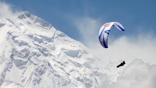 paragliding in hunza valley 🪂 flying over lady finger rakaposhi by Antoine Girardmaxpeter ghilar [upl. by Enilav]