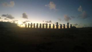 Amanecer Ahú Tongariki Isla de Pascua  Marzo 2017 [upl. by Chrissie782]