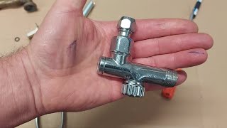 Rubinetto sotto lavabo perde  Ripariamolo  Faucet under the sink is leaking Lets fix it [upl. by Gayle111]