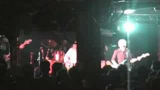 Throwing Muses Live quottwo stepquot 562000 [upl. by Paolo386]