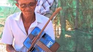 Karoo Kitaar Blues  Frederik Andrews and his homemade tin can violin [upl. by Shelden]