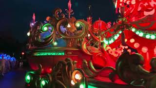 Getting in the Christmas spirit thanks to Disney… the Disneyland Paris Central Plaza Dazzling Parade [upl. by Hctub260]