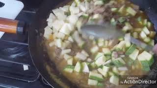 Carne molida con papas y calabacitas [upl. by Hsuk]