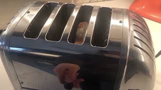 Dualit Classic NewGen Toaster Review GREAT Toaster Very EVEN Heating [upl. by Short]