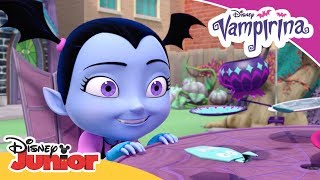 🍰 Podwieczorek pełen kłopotów  Vampirina  Disney Junior Polska [upl. by Aidahs80]