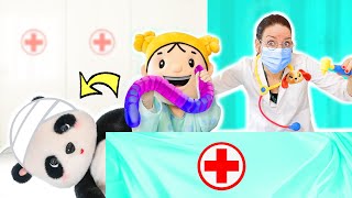 De Knuffel Dokter Maakt Alle Zieke Knuffels Weer Beter PANDA BEVALT VAN TWEELING ♥DeZoeteZusjes♥ [upl. by Leake]