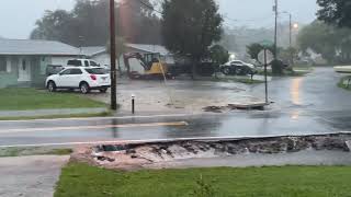 7 PM BRANCHES DOWN SPARKING LINES UPDATE Hurricane Milton Hits New Port Richey Florida [upl. by Kinghorn]