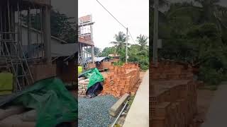 Using Mechanical Pulley to Lift Construction Materials to Upper Floor construction DIY how [upl. by Michael499]