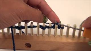 Loom Knitting Demonstrating Cats Paw Stitch Pattern [upl. by Deering]