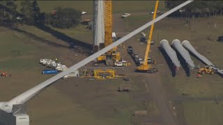 Worker killed by wind turbine blade in Victoria [upl. by Onoitna]