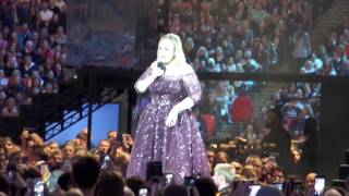 ADELE WEMBLEY STADIUM TALKING TSHIRT GUN FINALE TOUR 280617 [upl. by Almallah]