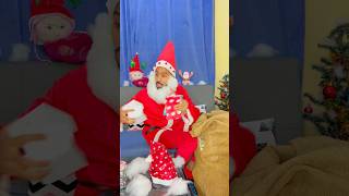 لما اخوك الصغير ميعجبهوش الهدايه الي بابا نويل جيبهالو🎁🎅 [upl. by Kaule]