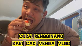 Di bawakan oleholeh rengginang dari Indonesia sama Cak Venda Vlog [upl. by Thurmond]