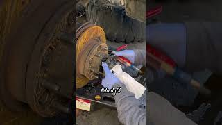 80 Series front bearing removal amp installation in 60 seconds bearings toyotalandcruiser 80series [upl. by Harriot54]