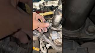 How to remove EGR Connector amp refitting [upl. by Caria]