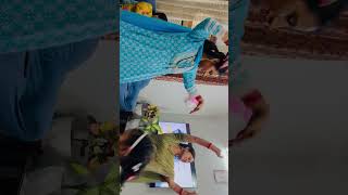 अपने पहाड़ी गानों का आनंद लेते हुए dance pahadi jaunsaridance jaunsariharul shortsvideo [upl. by Leahcimaj]