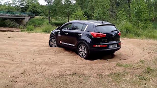 Kia Sportage 20 4x4 AWD AT sand offroad [upl. by Idorb772]