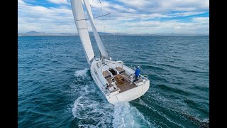 Sailing the Beneteau Oceanis 511 Alone [upl. by Dnalon]