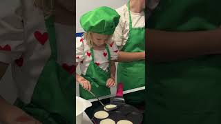 Kinderleichte Pancakes pancake recipe food [upl. by Tabib]