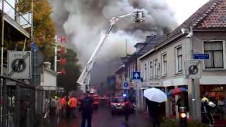 Grote brand in Chinees restaurant de Chinese Muur in Zevenaar [upl. by Tsan]