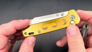 QSP Smooth Ultem Penguin Review Another Great Traditional Pocket Knives Exclusive [upl. by Appledorf]