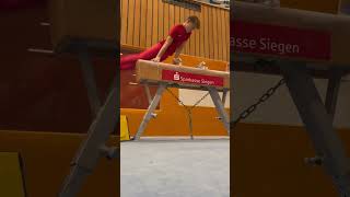 New Element on pommel horse gymnast gymnatics pommelhorse newelemt [upl. by Deadman542]