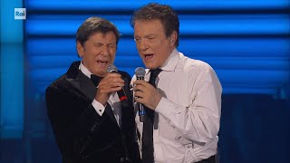 Il medley di Gianni Morandi e Massimo Ranieri  Tutti i sogni ancora in volo 26052023 [upl. by Negroj]