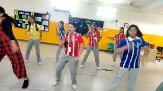 Jeene Ke Hai Char Din  Dance Steps  School Dance For kids  Yashika Singla [upl. by Odericus42]