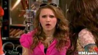 Frases en español en Hannah Montana 2 [upl. by Fry]