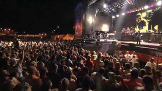 Nickelback  Far Away Live 2006 [upl. by Nyladnewg]