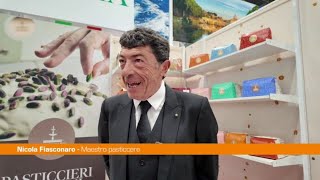 Fiasconaro al Summer Fancy Food con Toro di Wall Street di cioccolato [upl. by Kendry177]