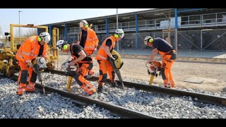 Ausbildung zum TiefbaufacharbeiterGleisbauer mwd und Elektroanlagenmonteur mwd bei SPITZKE [upl. by O'Kelly]