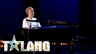 Anton berör juryn med sitt pianospel i Talang  Talang TV4 [upl. by Filberte229]