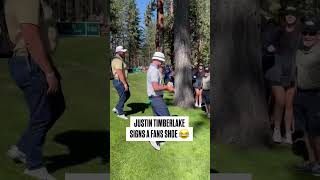 A fan gives Justin Timberlake his shoe 😂 justintimberlake NSYNC americancenturychampionship [upl. by Ibbison594]