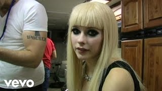 Avril Lavigne  quotHotquot Behind The Scenes Web3 [upl. by Florina]