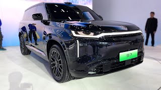 2025 GAC Trumpchi S7 FirstLook Walkaround—Guangzhou Motor Show 2024  4K [upl. by Bergman965]