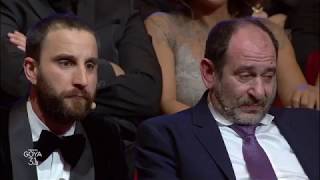 Dani Rovira con Antonio de la Torre y Karra Elejalde en los Goya 2017 [upl. by Aelhsa]